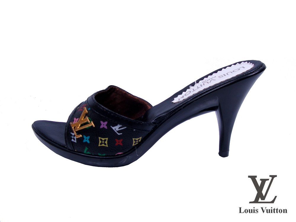 LV sandals028
